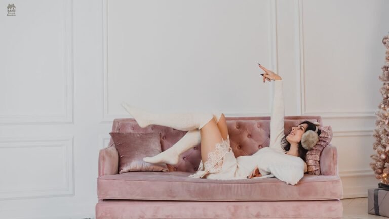 Pink Couch Ideas: How to Style, Choose, and Make It Your Living Room’s Star