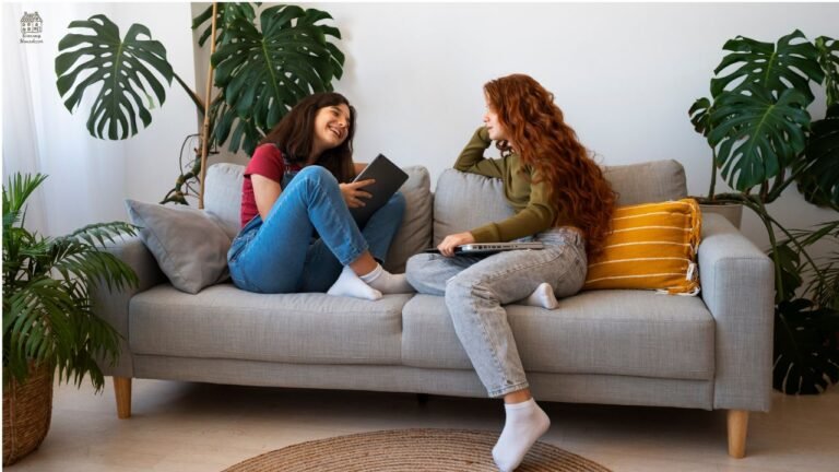 How to Create a Cozy Living Room With Furniture Ideas